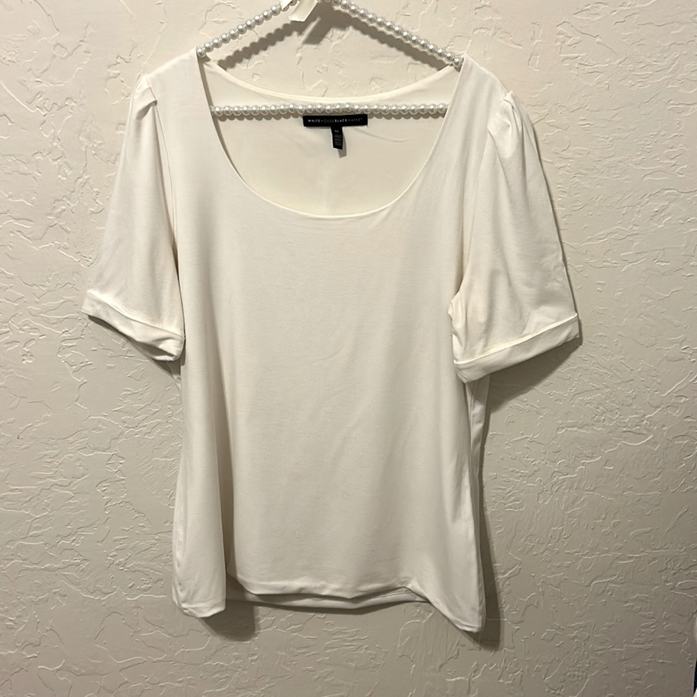 XL White House Black Market white fully lined top EUC Puff shoulder short sleeve
